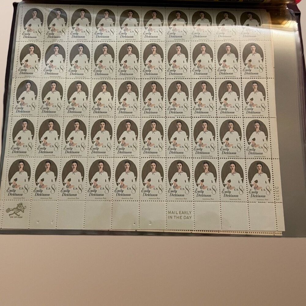 Vintage MNH Scott EMILY DICKINSON MNH 8 Cent Sheet of Stamps Scott #1436